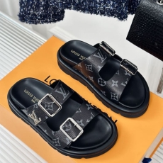 Louis Vuitton Slippers